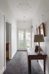 https://images.listonce.com.au/custom/160x/listings/32-view-street-alphington-vic-3078/296/01972296_img_03.jpg?orrytd0TgXM
