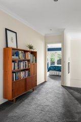https://images.listonce.com.au/custom/160x/listings/32-view-street-alphington-vic-3078/296/01972296_img_16.jpg?EBmrAi_lL4M