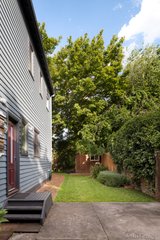 https://images.listonce.com.au/custom/160x/listings/32-view-street-alphington-vic-3078/296/01972296_img_20.jpg?PBk08get2KU