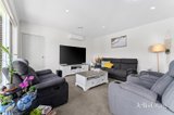 https://images.listonce.com.au/custom/160x/listings/32-warburton-drive-lucas-vic-3350/974/01781974_img_04.jpg?iWSbOpB5ld8