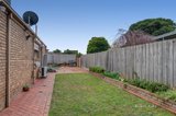 https://images.listonce.com.au/custom/160x/listings/32-woodlea-street-doncaster-east-vic-3109/832/01397832_img_10.jpg?GdLR5k8GXvo