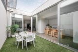 https://images.listonce.com.au/custom/160x/listings/32-wrights-terrace-prahran-vic-3181/652/01354652_img_12.jpg?tZxJH_kcXCA