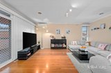 https://images.listonce.com.au/custom/160x/listings/320-22-albert-street-mount-waverley-vic-3149/004/01811004_img_04.jpg?RIuteuq9GSk