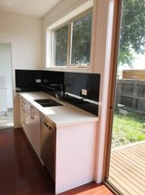 https://images.listonce.com.au/custom/160x/listings/320-gillard-street-burwood-vic-3125/700/01976700_img_02.jpg?lKfaURKLY-0