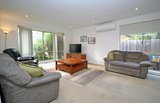 https://images.listonce.com.au/custom/160x/listings/320-ross-road-croydon-vic-3136/993/01912993_img_03.jpg?LXhMe2LaAHQ