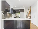 https://images.listonce.com.au/custom/160x/listings/320-south-parade-blackburn-vic-3130/580/01943580_img_02.jpg?l9b1m1th73U