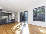https://images.listonce.com.au/custom/160x/listings/320-south-parade-blackburn-vic-3130/580/01943580_img_03.jpg?vBYVVHGZioU