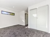 https://images.listonce.com.au/custom/160x/listings/320-south-parade-blackburn-vic-3130/580/01943580_img_04.jpg?vBYVVHGZioU