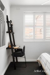 https://images.listonce.com.au/custom/160x/listings/321-23-martin-street-thornbury-vic-3071/624/01739624_img_09.jpg?zBuRUum3ZDQ