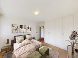 https://images.listonce.com.au/custom/160x/listings/321-hartington-street-kew-vic-3101/887/01602887_img_03.jpg?vGkfJtljQrs