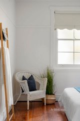 https://images.listonce.com.au/custom/160x/listings/321-hotham-street-east-melbourne-vic-3002/859/01702859_img_09.jpg?-arn-A8EWwo