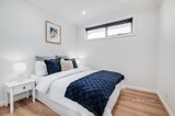 https://images.listonce.com.au/custom/160x/listings/321-kurrajong-avenue-glen-waverley-vic-3150/181/01624181_img_08.jpg?BO8mHWYptzE