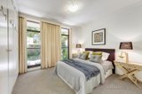 https://images.listonce.com.au/custom/160x/listings/321-mercer-road-armadale-vic-3143/588/00452588_img_06.jpg?Loq9juu6tM4