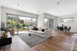 https://images.listonce.com.au/custom/160x/listings/321-nelson-street-ringwood-vic-3134/498/01585498_img_03.jpg?cguG55snBkg