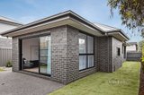 https://images.listonce.com.au/custom/160x/listings/3212-arthur-street-fairfield-vic-3078/220/01140220_img_03.jpg?ko_Pr3DAKKk