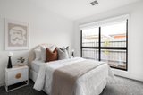 https://images.listonce.com.au/custom/160x/listings/3212-arthur-street-fairfield-vic-3078/220/01140220_img_08.jpg?lTSiXBjbG5M