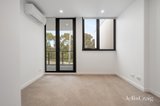 https://images.listonce.com.au/custom/160x/listings/321251-canterbury-road-forest-hill-vic-3131/553/01780553_img_03.jpg?iOjIhSx8KWA