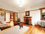 https://images.listonce.com.au/custom/160x/listings/321a-broadway-elwood-vic-3184/019/01795019_img_01.jpg?KfPHbAIMhu4