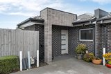 https://images.listonce.com.au/custom/160x/listings/322-epstein-street-reservoir-vic-3073/222/01434222_img_01.jpg?0n4wW81fSac