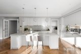https://images.listonce.com.au/custom/160x/listings/322-union-road-balwyn-vic-3103/652/01971652_img_05.jpg?WcWgXSoFplo