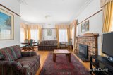 https://images.listonce.com.au/custom/160x/listings/323-east-boundary-road-bentleigh-east-vic-3165/742/01750742_img_03.jpg?DeDV9sPFWaU