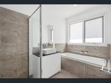 https://images.listonce.com.au/custom/160x/listings/323-elgar-road-surrey-hills-vic-3127/907/01740907_img_07.jpg?ZXgsOZu177Y