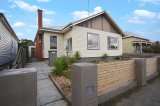 https://images.listonce.com.au/custom/160x/listings/323-eureka-street-ballarat-east-vic-3350/006/01576006_img_01.jpg?VpWkj1e9Yjc