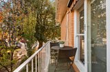 https://images.listonce.com.au/custom/160x/listings/323-fletcher-street-essendon-vic-3040/665/01722665_img_08.jpg?XrFvAuwf-9o