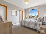 https://images.listonce.com.au/custom/160x/listings/323-heinz-lane-invermay-park-vic-3350/680/01576680_img_06.jpg?T1xJSbl4qro