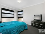 https://images.listonce.com.au/custom/160x/listings/323-outlook-way-sunbury-vic-3429/551/01772551_img_04.jpg?1lk28P5jOE0