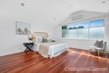 https://images.listonce.com.au/custom/160x/listings/323-princes-street-port-melbourne-vic-3207/023/01794023_img_08.jpg?LY91XAlMld8