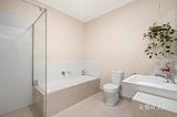 https://images.listonce.com.au/custom/160x/listings/323-ronald-road-croydon-vic-3136/482/01975482_img_07.jpg?wPRjDrtaEzw