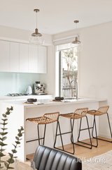https://images.listonce.com.au/custom/160x/listings/3235-station-street-edithvale-vic-3196/587/01822587_img_04.jpg?gbAdAdxVhio