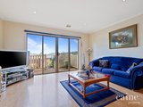 https://images.listonce.com.au/custom/160x/listings/324-chisholm-street-black-hill-vic-3350/626/01576626_img_04.jpg?BYPjgtHjP2w