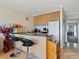 https://images.listonce.com.au/custom/160x/listings/324-chisholm-street-black-hill-vic-3350/626/01576626_img_07.jpg?h8FECqMa1is