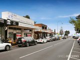 https://images.listonce.com.au/custom/160x/listings/324-noordenne-avenue-seaholme-vic-3018/174/01202174_img_09.jpg?Zv7F8vPPQu8