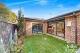 https://images.listonce.com.au/custom/160x/listings/324-sutherland-street-hadfield-vic-3046/722/01701722_img_11.jpg?f9Of-Na8btM