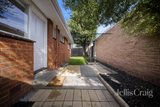 https://images.listonce.com.au/custom/160x/listings/324-warren-road-cheltenham-vic-3192/066/01949066_img_03.jpg?zHMHKuJel_Y