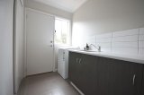 https://images.listonce.com.au/custom/160x/listings/324-yarrowee-parade-redan-vic-3350/009/01576009_img_08.jpg?tsKY9DdVFE8