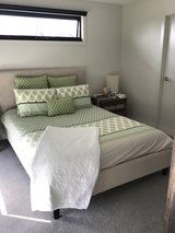 https://images.listonce.com.au/custom/160x/listings/3241-roslyn-road-highton-vic-3216/708/01972708_img_09.jpg?zU6d3lY-M5I