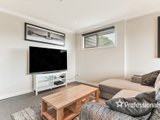 https://images.listonce.com.au/custom/160x/listings/325-7-alfrick-road-croydon-vic-3136/052/01526052_img_03.jpg?zZEtAynkyMM