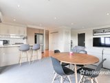 https://images.listonce.com.au/custom/160x/listings/325-7-alfrick-road-croydon-vic-3136/052/01526052_img_07.jpg?6DGxUMEVxro