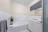 https://images.listonce.com.au/custom/160x/listings/325-bedford-street-box-hill-vic-3128/990/01043990_img_09.jpg?GQfRO-WANvY