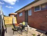 https://images.listonce.com.au/custom/160x/listings/325-cartwright-street-oak-park-vic-3046/799/01846799_img_07.jpg?fBbWszPQxGU