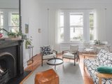 https://images.listonce.com.au/custom/160x/listings/325-isabella-grove-hawthorn-vic-3122/191/00937191_img_03.jpg?w8LKbWO3DuY