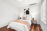 https://images.listonce.com.au/custom/160x/listings/325-princes-street-port-melbourne-vic-3207/542/01810542_img_11.jpg?wje2Qu42F4c