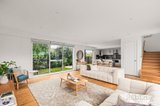 https://images.listonce.com.au/custom/160x/listings/325-turnberry-close-st-leonards-vic-3223/354/01991354_img_04.jpg?W4pVPYs7BKU