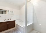 https://images.listonce.com.au/custom/160x/listings/3256-hamilton-road-bayswater-north-vic-3153/202/01822202_img_07.jpg?98RLF1fCcnw