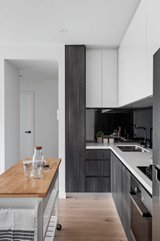 https://images.listonce.com.au/custom/160x/listings/3257-gillies-street-fairfield-vic-3078/698/01362698_img_03.jpg?HKUi0uBLTbA