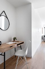 https://images.listonce.com.au/custom/160x/listings/3257-gillies-street-fairfield-vic-3078/698/01362698_img_04.jpg?rhtwP_7j2zk